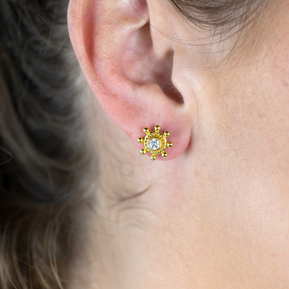 Zaffira Pearl Earrings main image 1